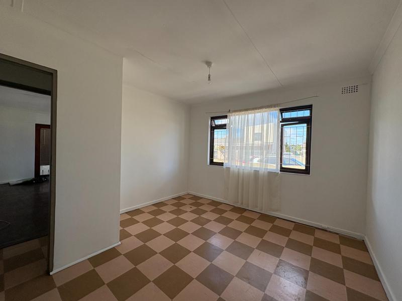 To Let 2 Bedroom Property for Rent in Silvertown Western Cape